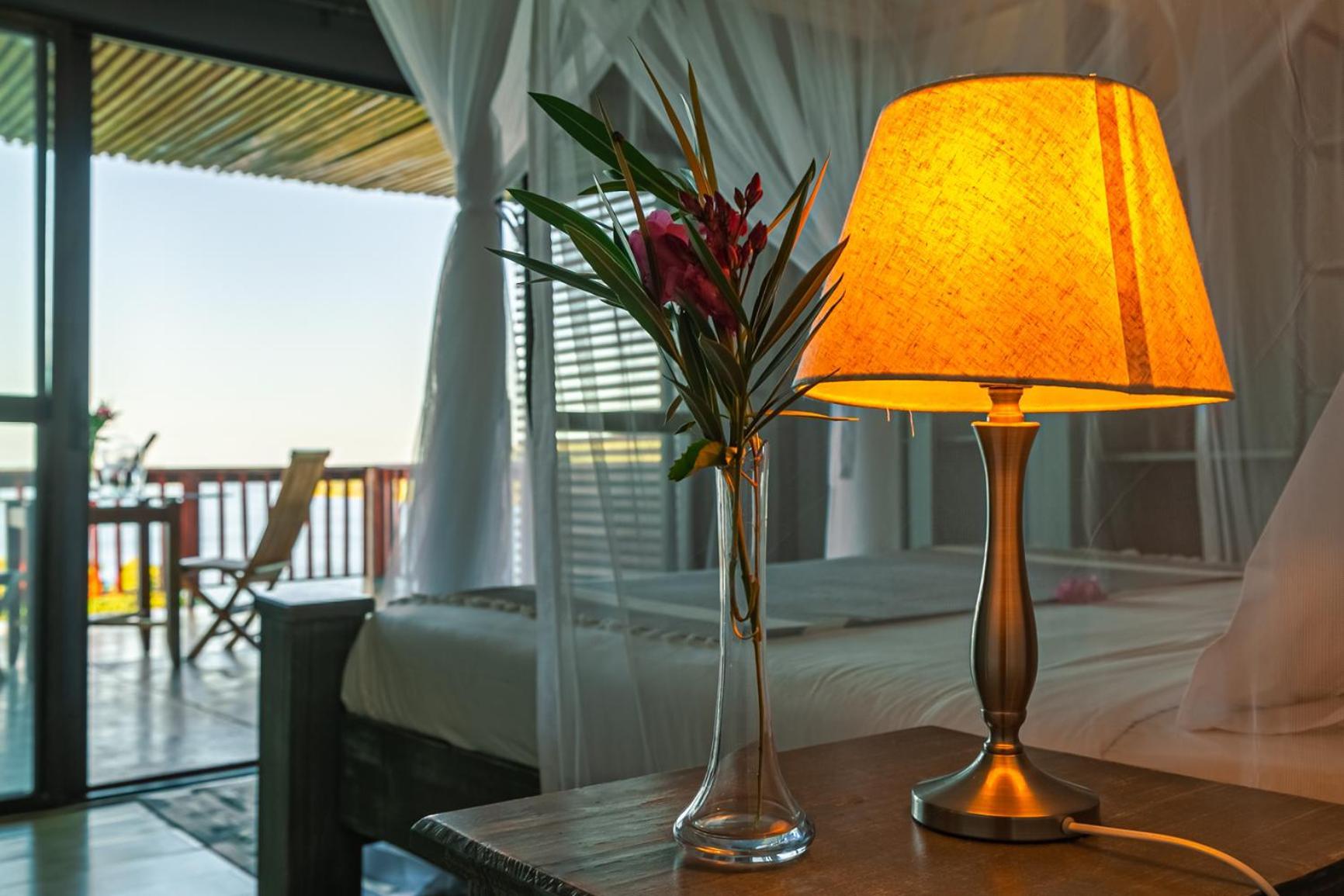 Naara Eco Lodge & Spa 치덴겔레 외부 사진