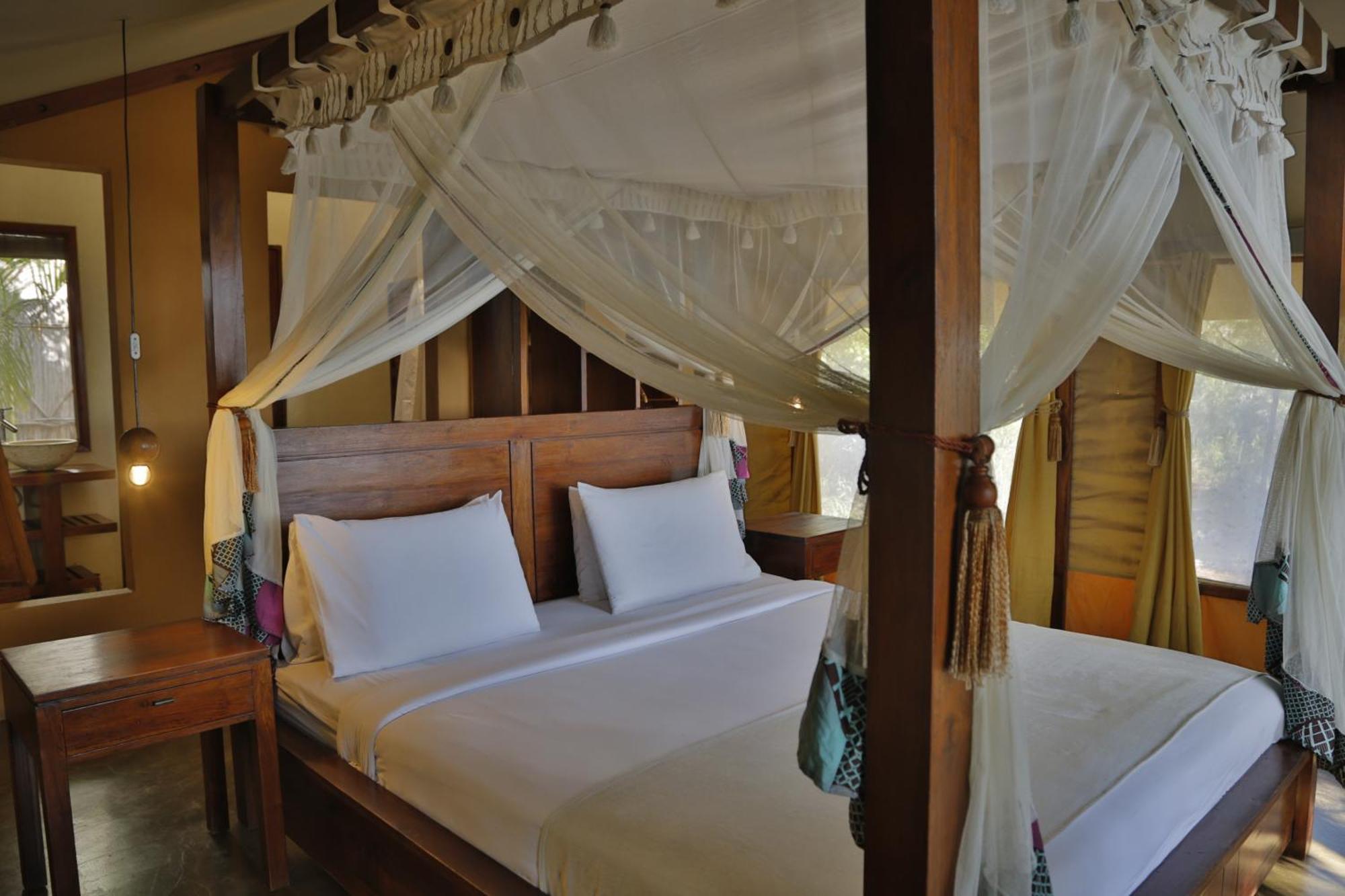 Naara Eco Lodge & Spa 치덴겔레 외부 사진