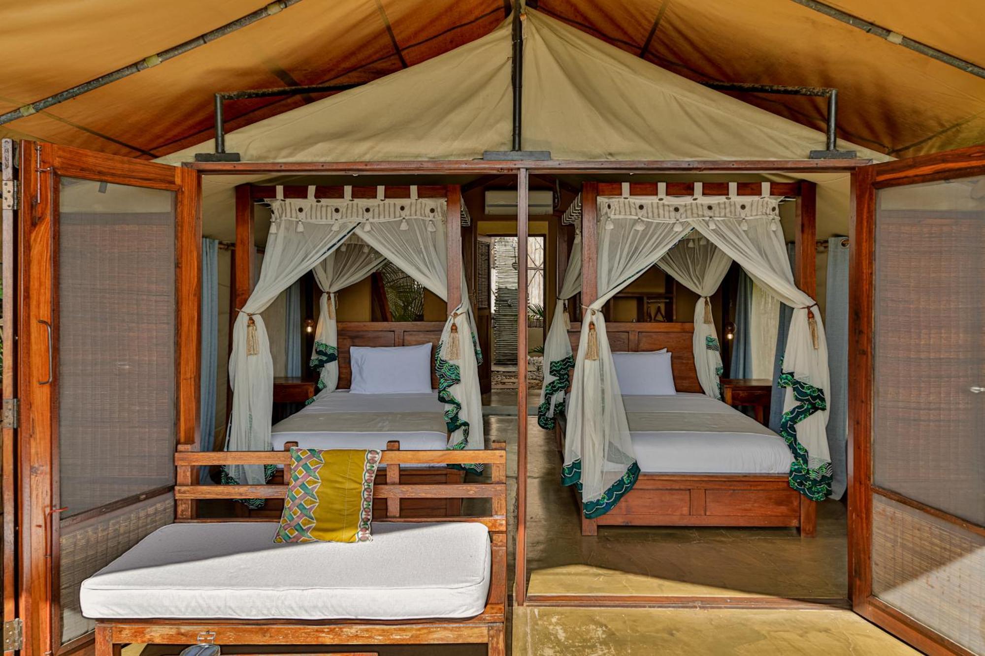Naara Eco Lodge & Spa 치덴겔레 외부 사진